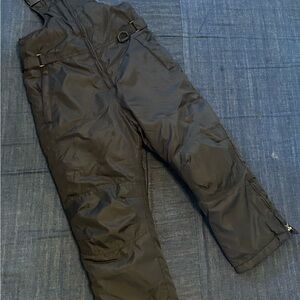 Black Cherokee Snow bib pants size 5/6